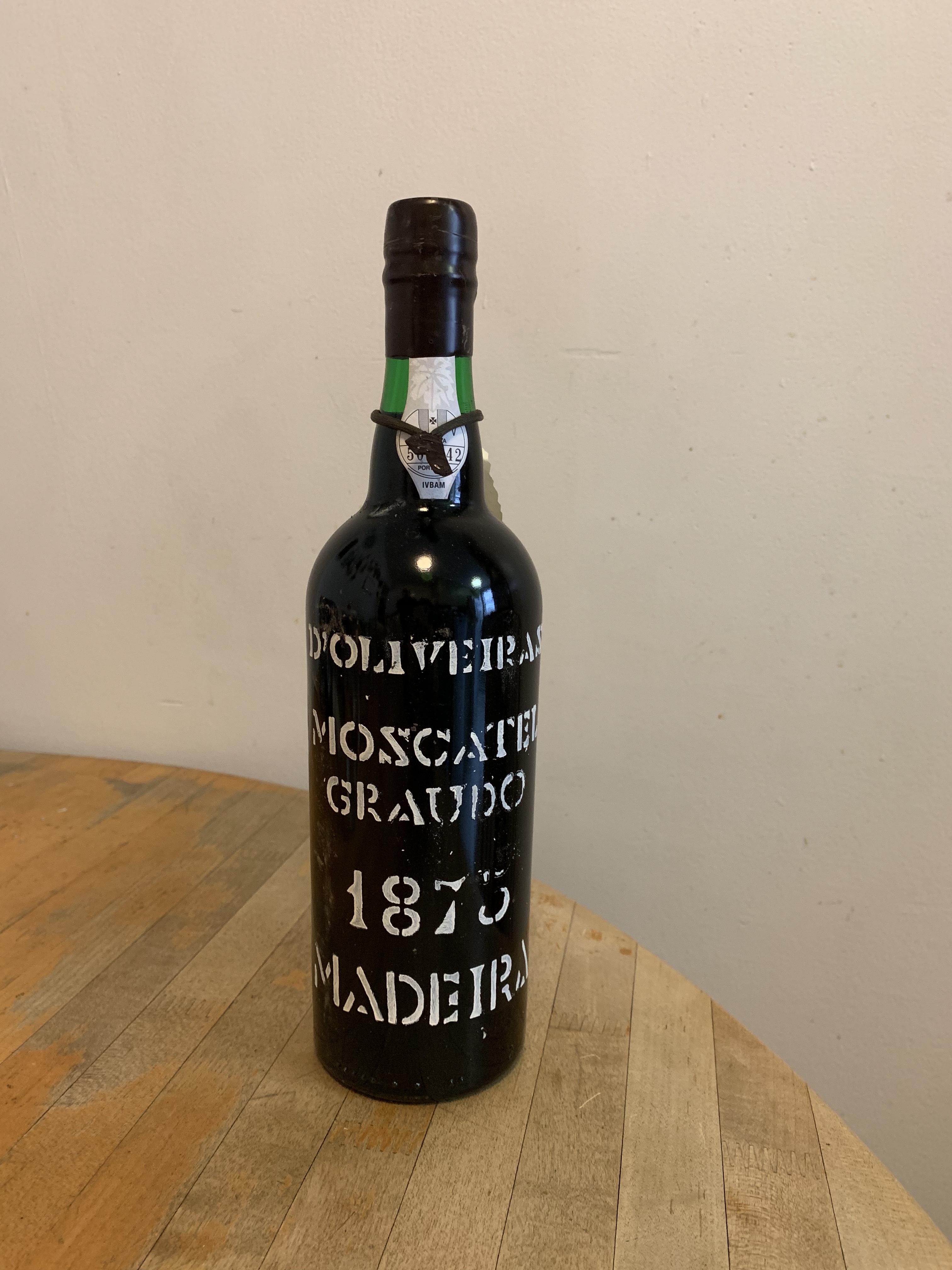 1875 D'Oliveiras Moscatel Graudo (front label)